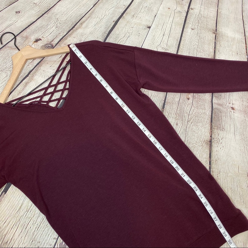 CUPIO Oversized Strappy V-Neck Sweater S Red - Picture 8 of 8